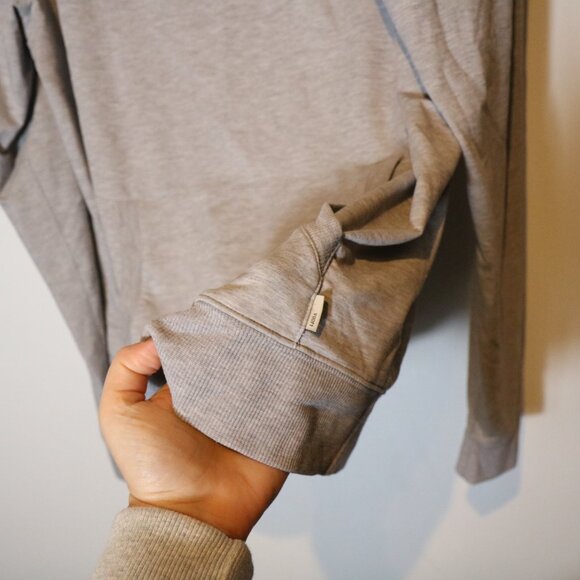 Vuori Mens Austin Hoodie Pullover XL Light Heather Gray Athletic Stretch Casual - Picture 4 of 6